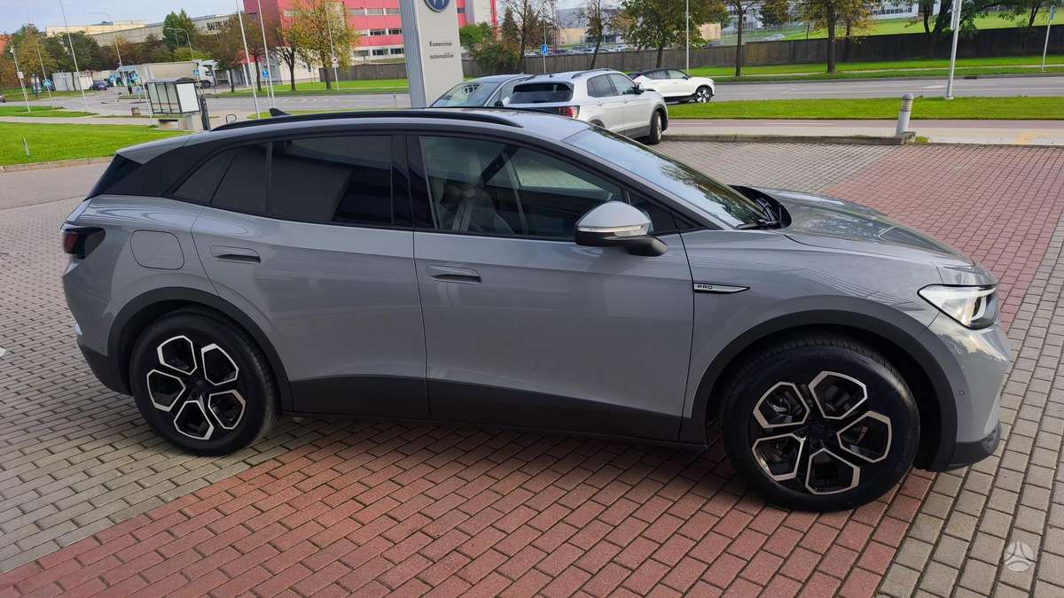 Volkswagen ID.4 - 5