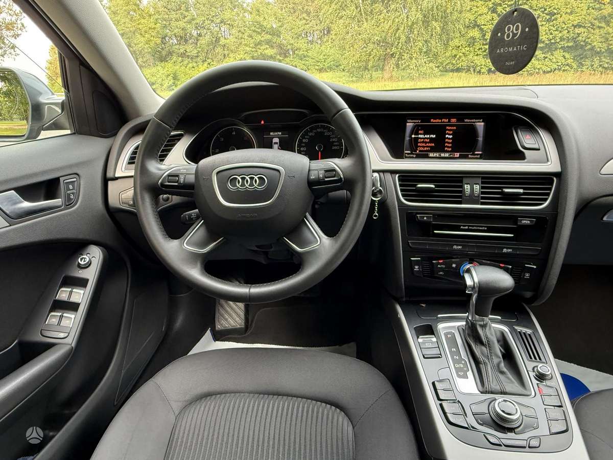 Audi A4, 2.0 l., Универсал