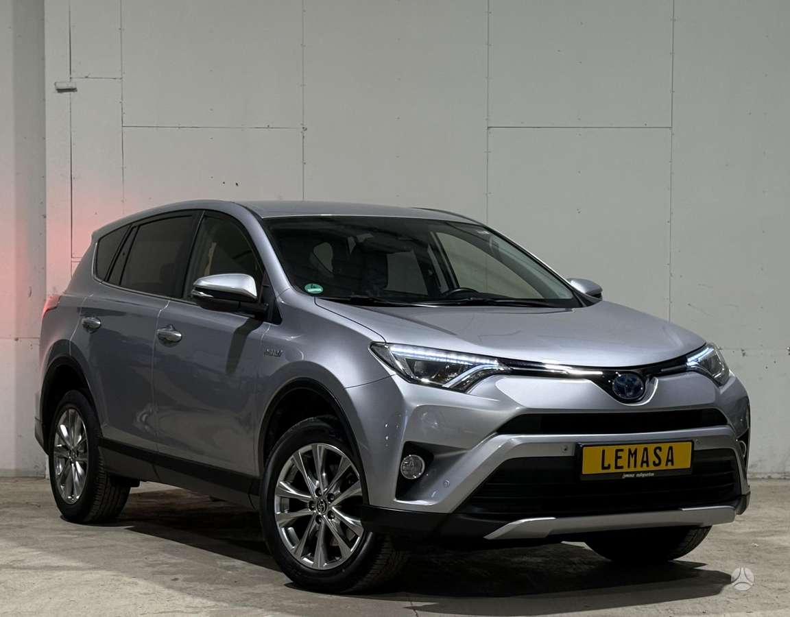 Toyota RAV4 - 1
