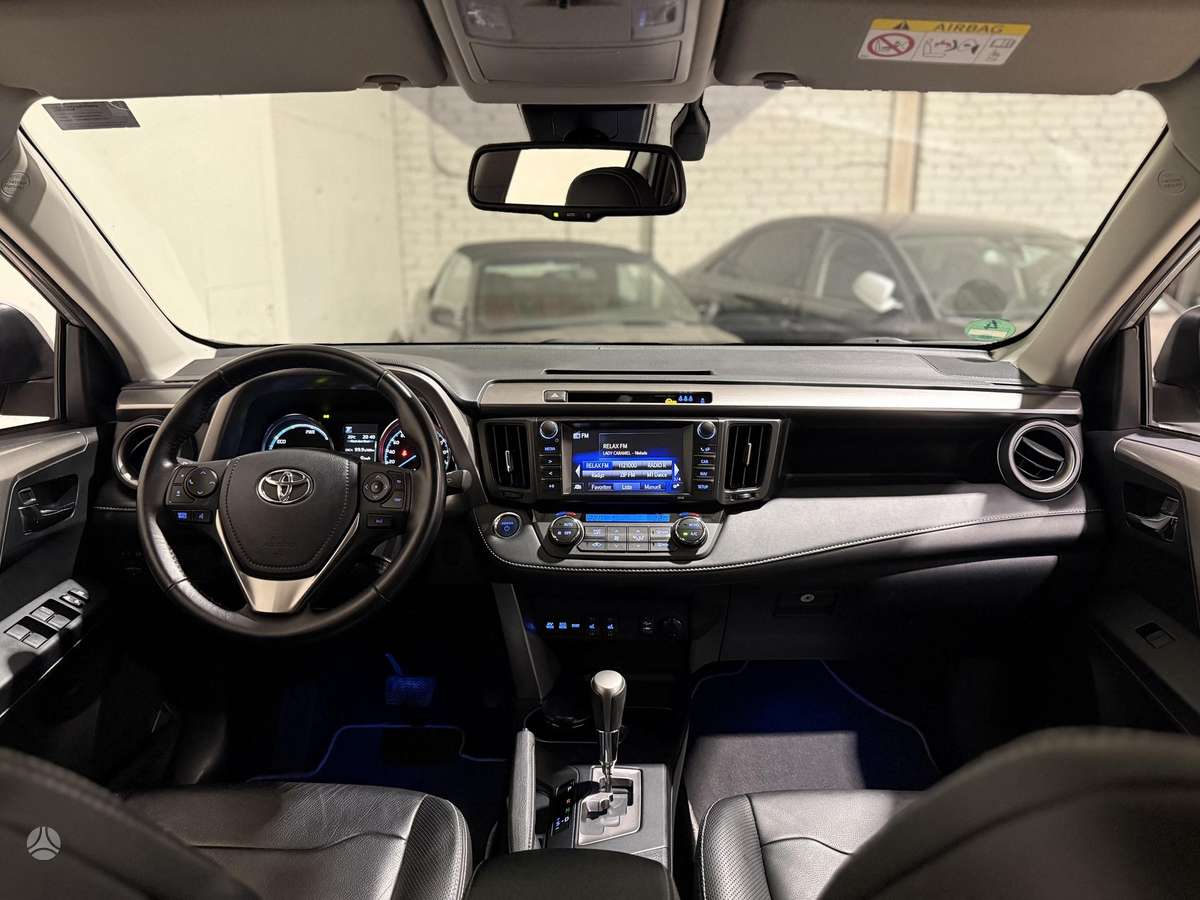 Toyota RAV4 - 3