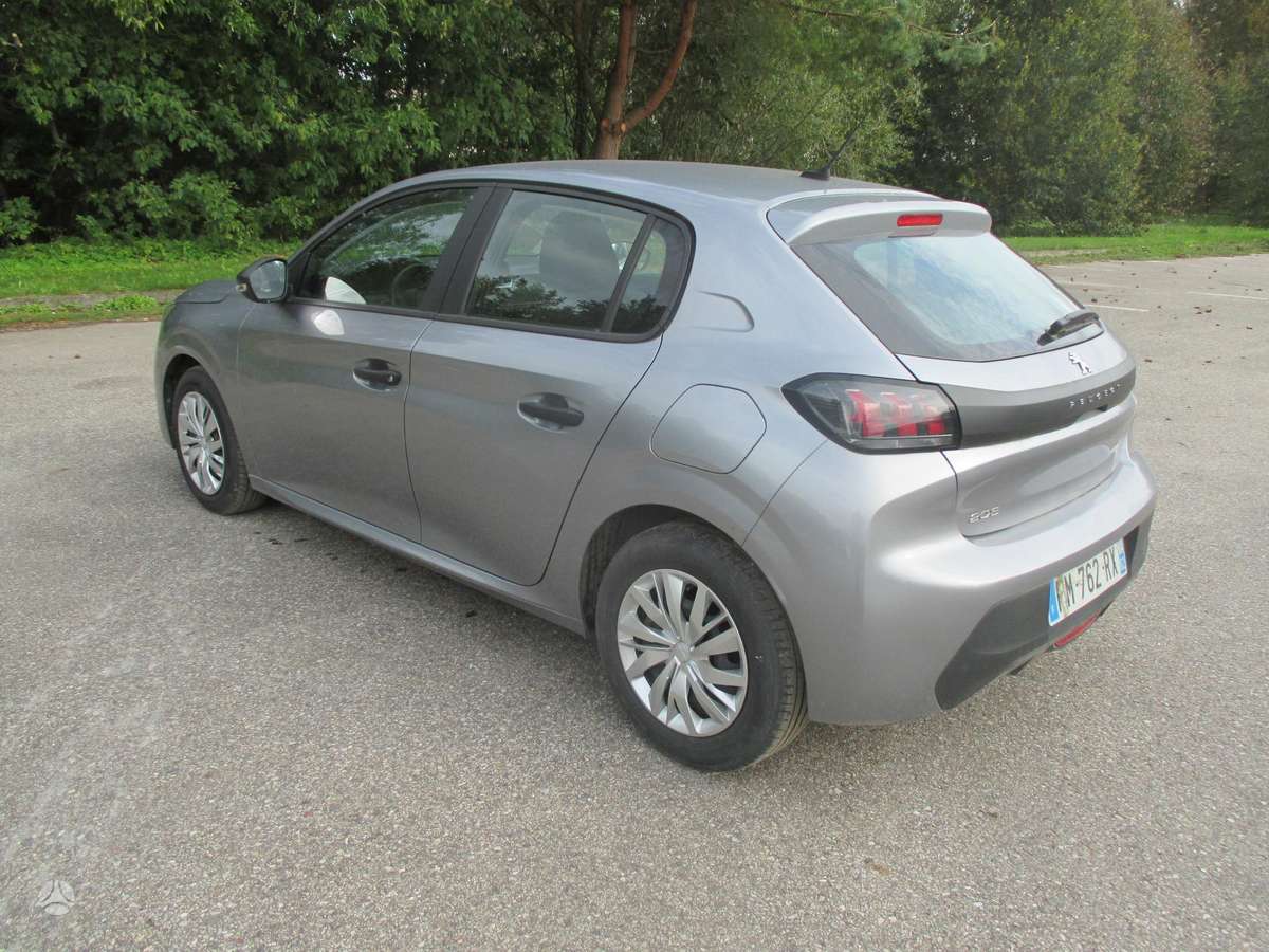 Peugeot 208 - 5