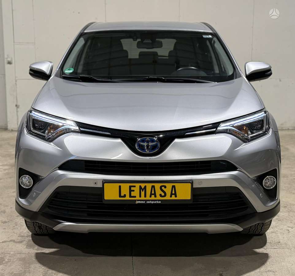 Toyota RAV4 - 10