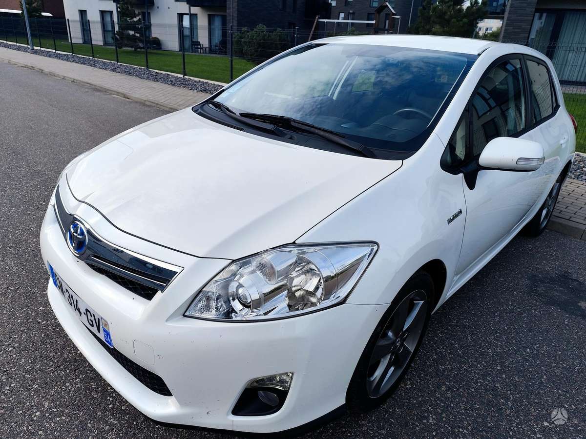 Toyota Auris - 2