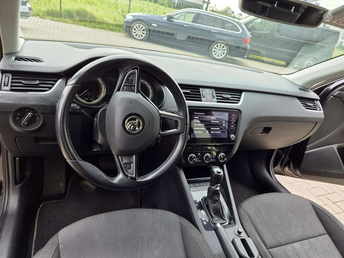 Škoda Octavia - 2