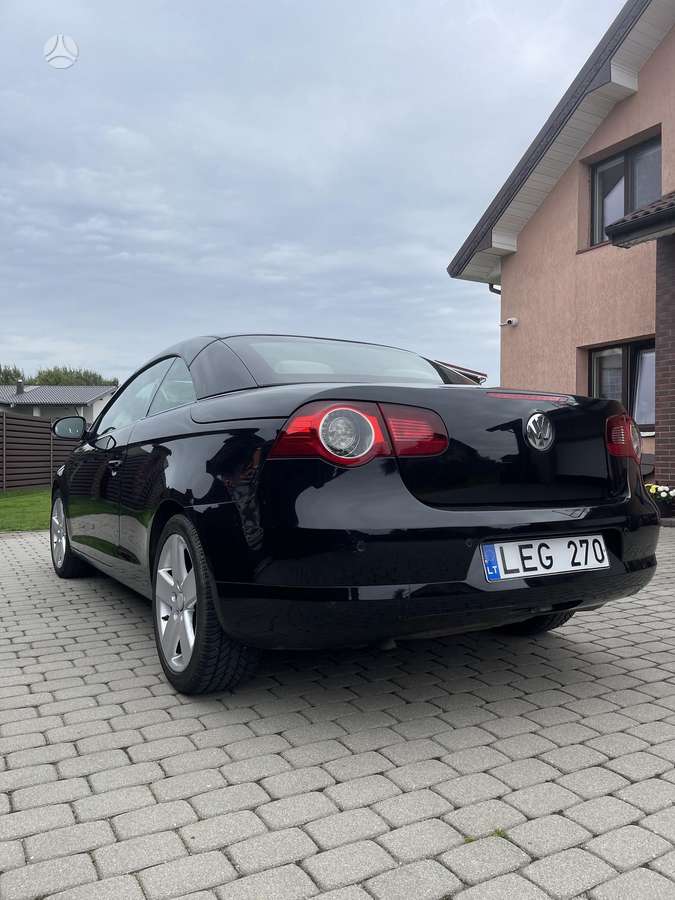 Volkswagen Eos, 2.0 l., convertible