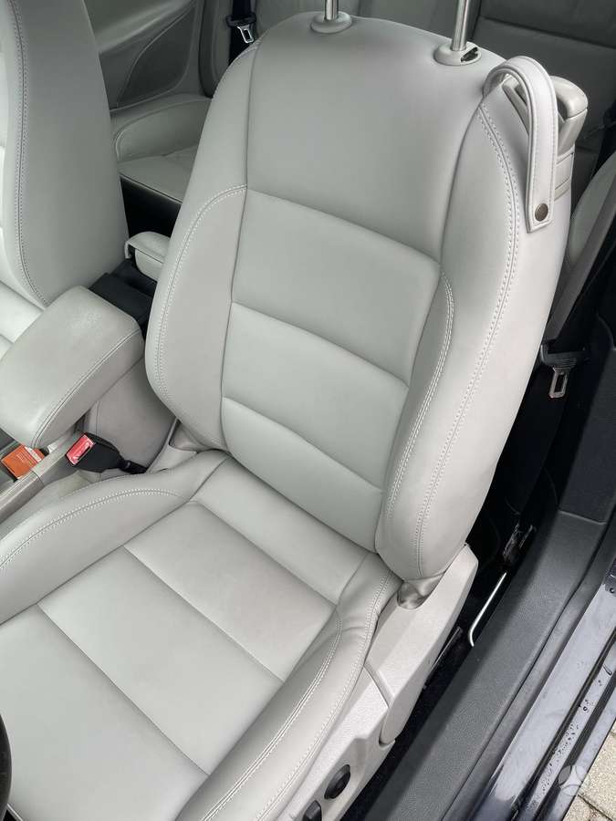 Volkswagen Eos, 2.0 l., convertible