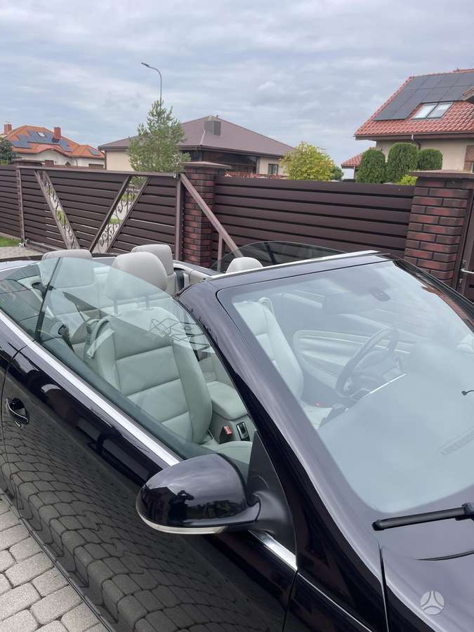 Volkswagen Eos, 2.0 l., convertible