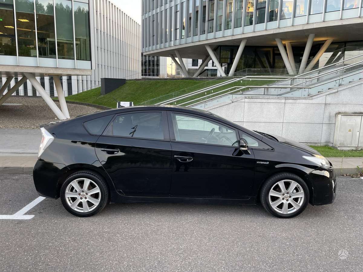 Toyota Prius - 6