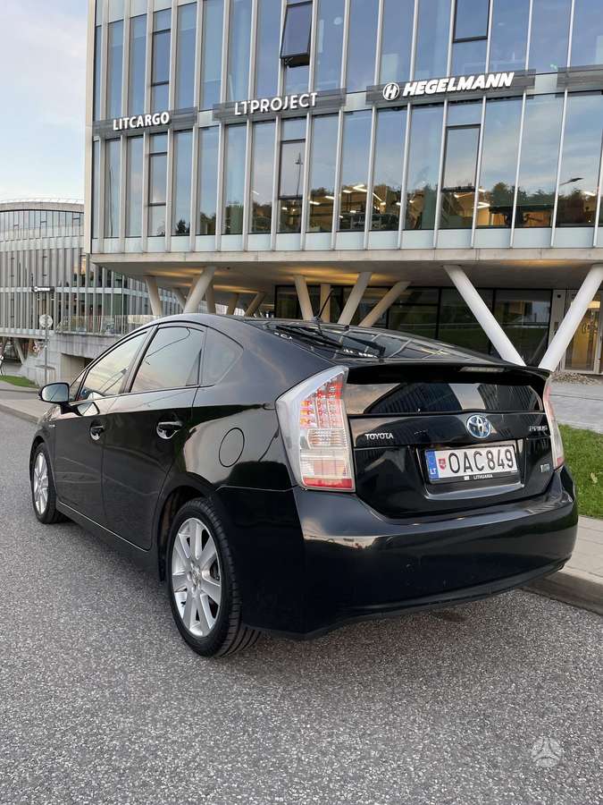 Toyota Prius - 7
