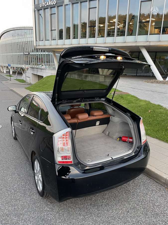 Toyota Prius - 9