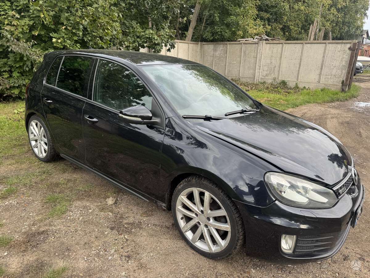 Volkswagen Golf - 9