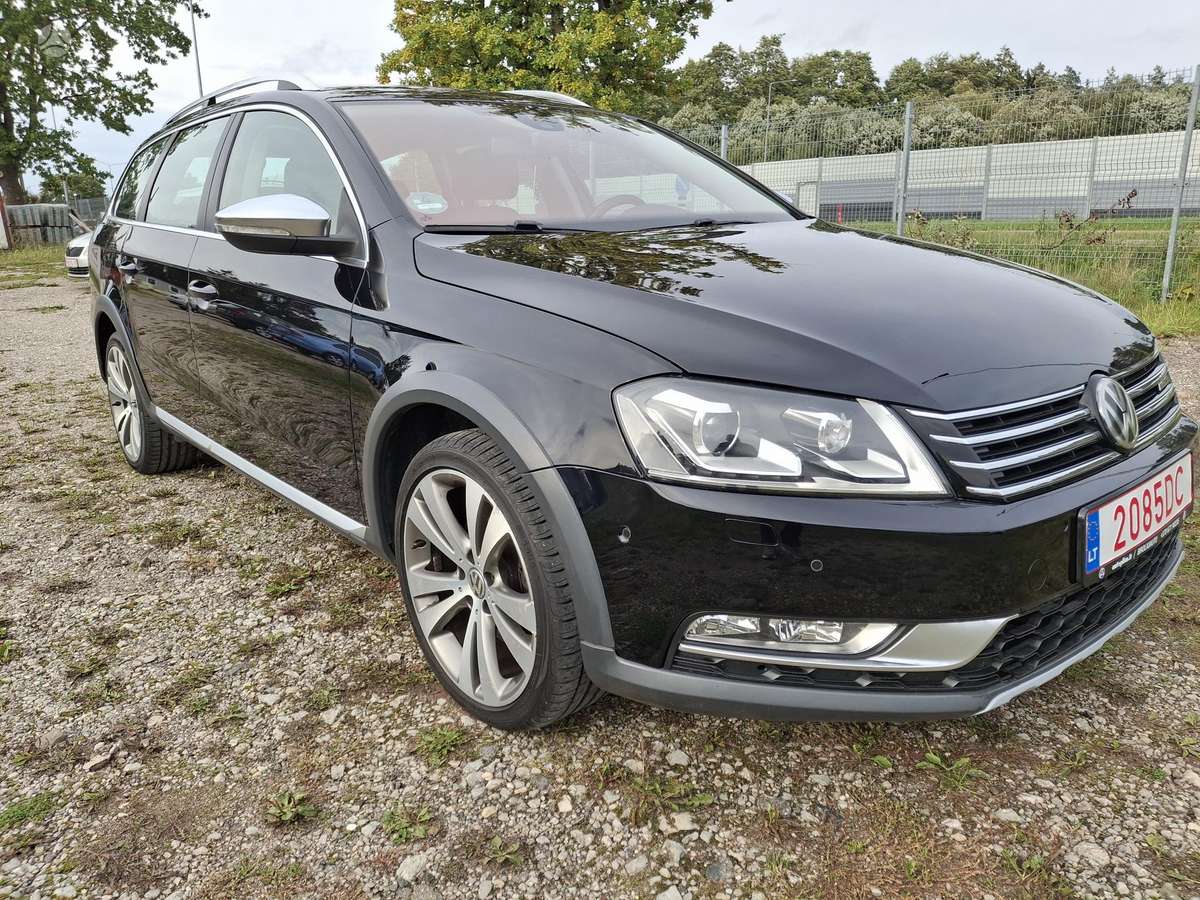 Volkswagen Passat Alltrack - 1