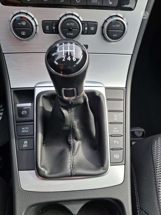 Volkswagen Passat Alltrack - 8