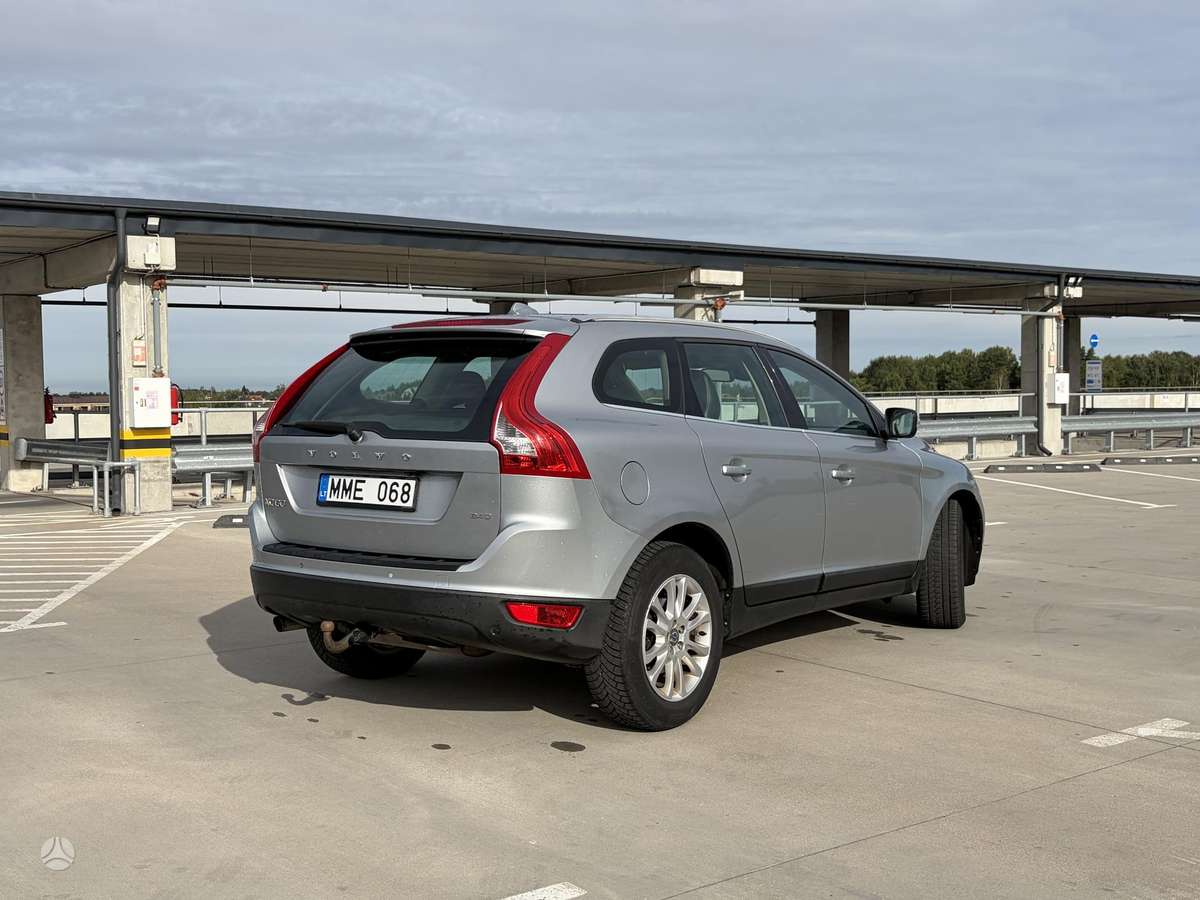 Volvo XC60 - 2