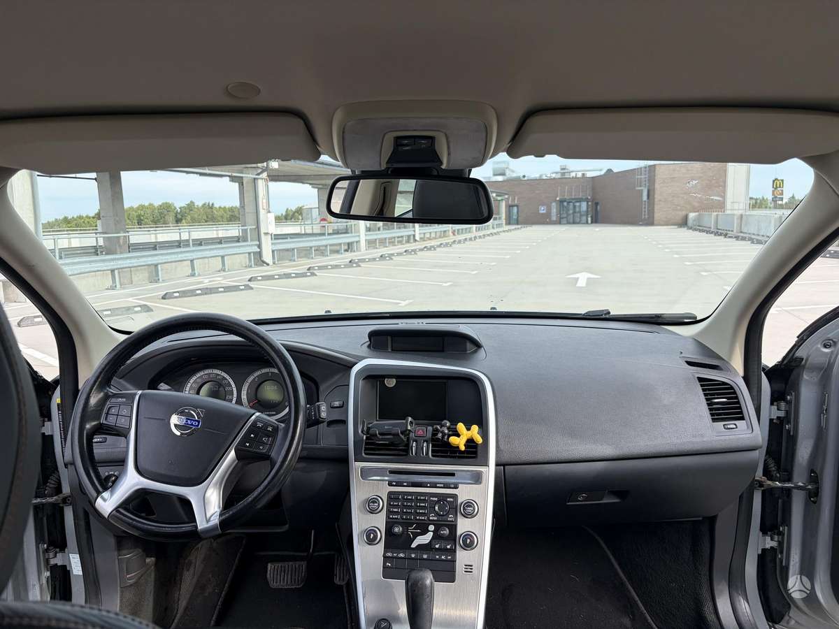 Volvo XC60 - 10
