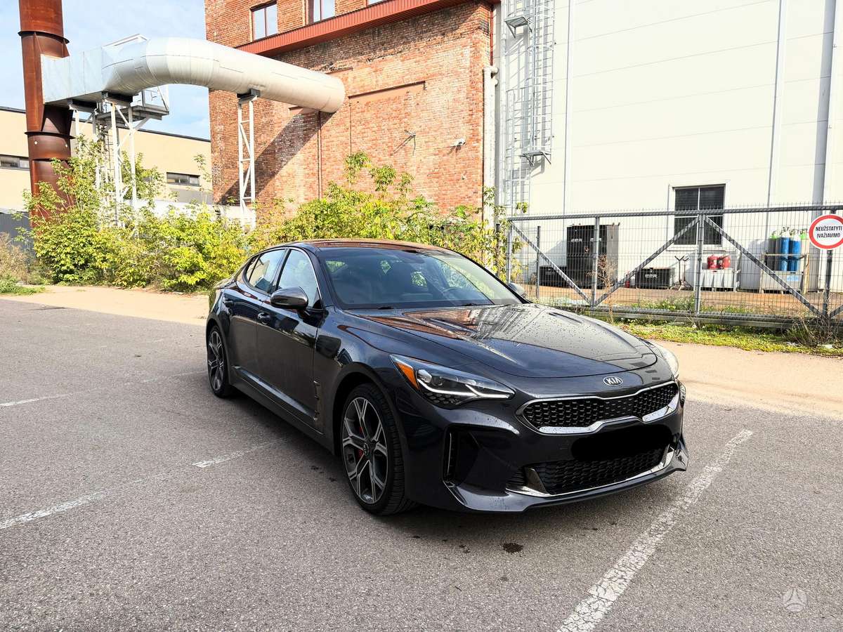 Kia Stinger, 3.3 l., Седан