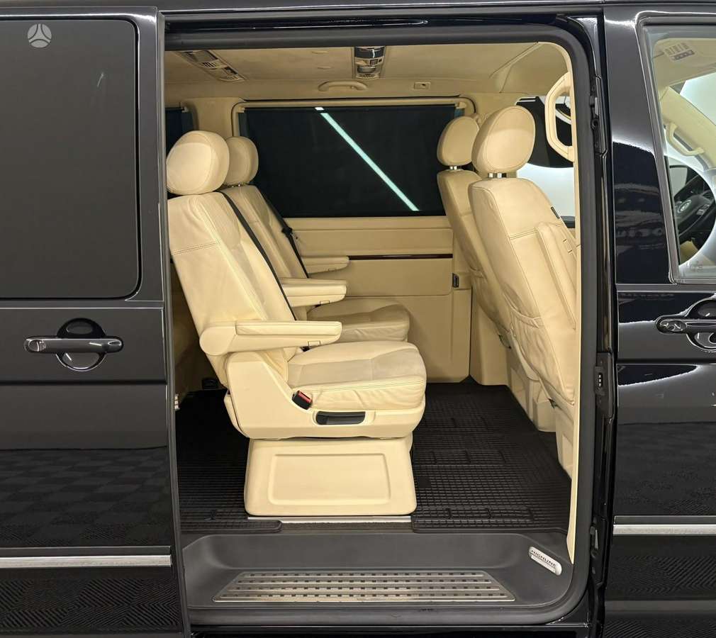 Volkswagen Multivan, 2.0 l., Минивэн