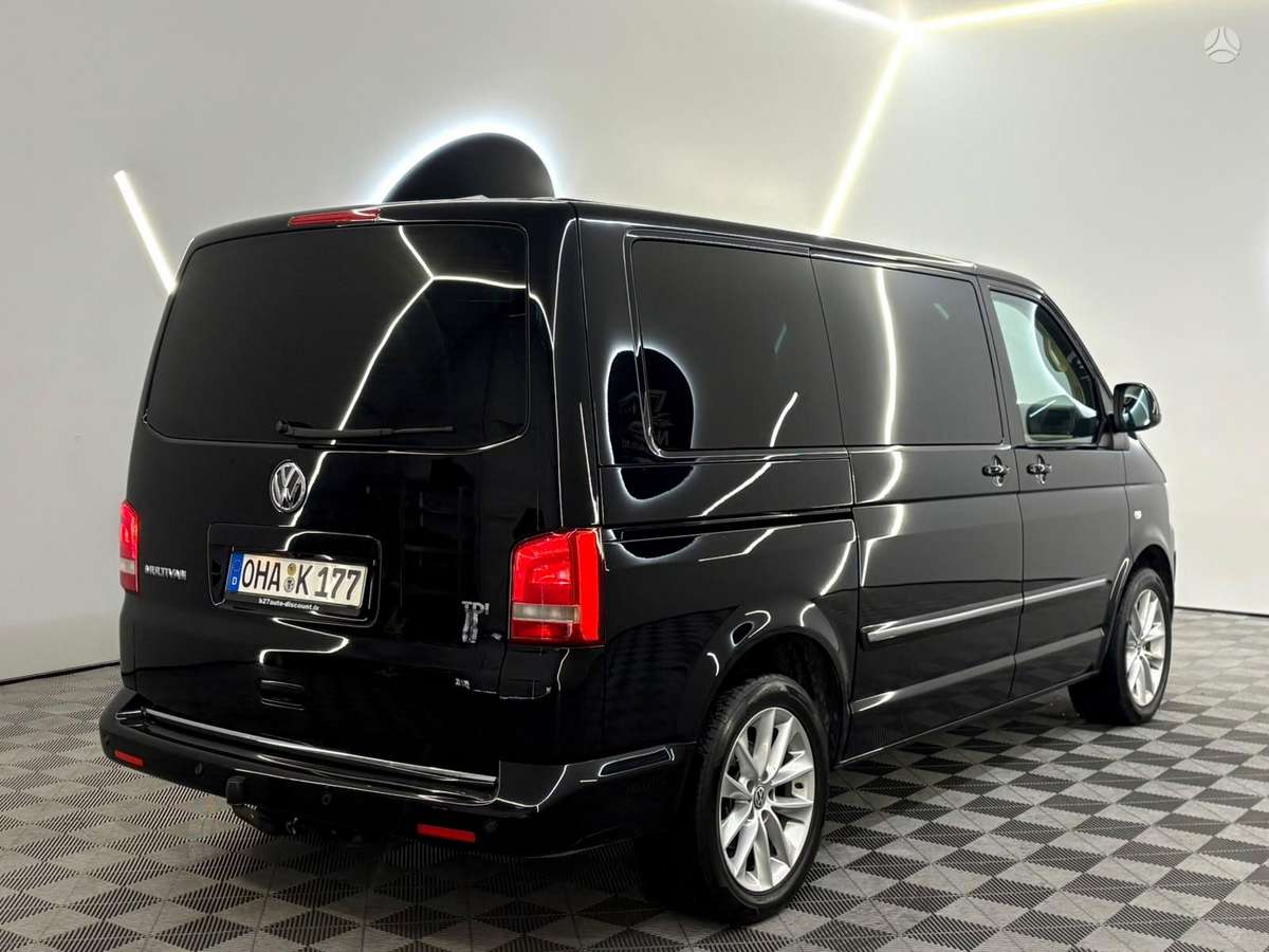 Volkswagen Multivan, 2.0 l., Минивэн