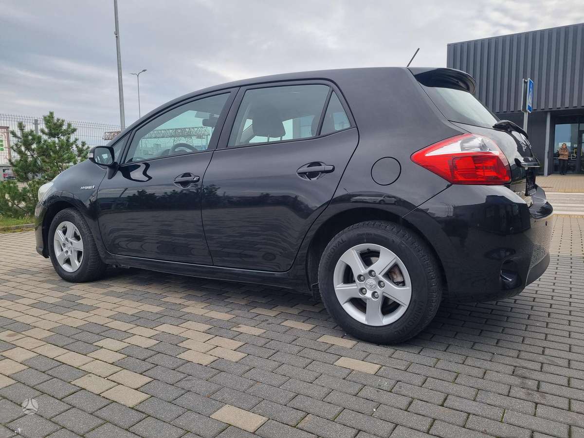 Toyota Auris - 12