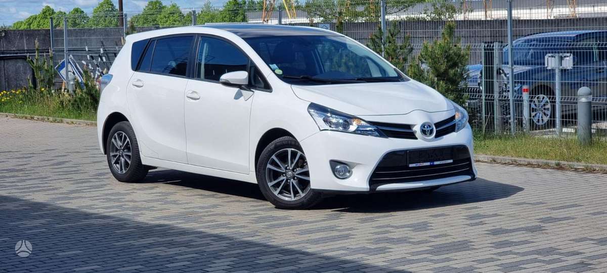 Toyota Verso - 1