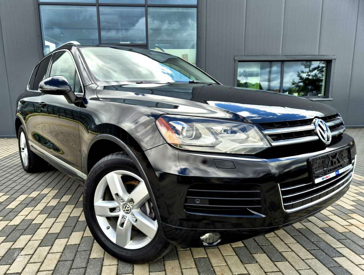 Volkswagen Touareg - 2