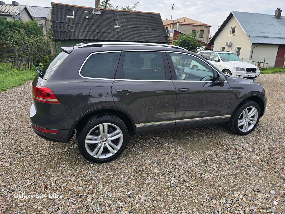 Volkswagen Touareg - 8