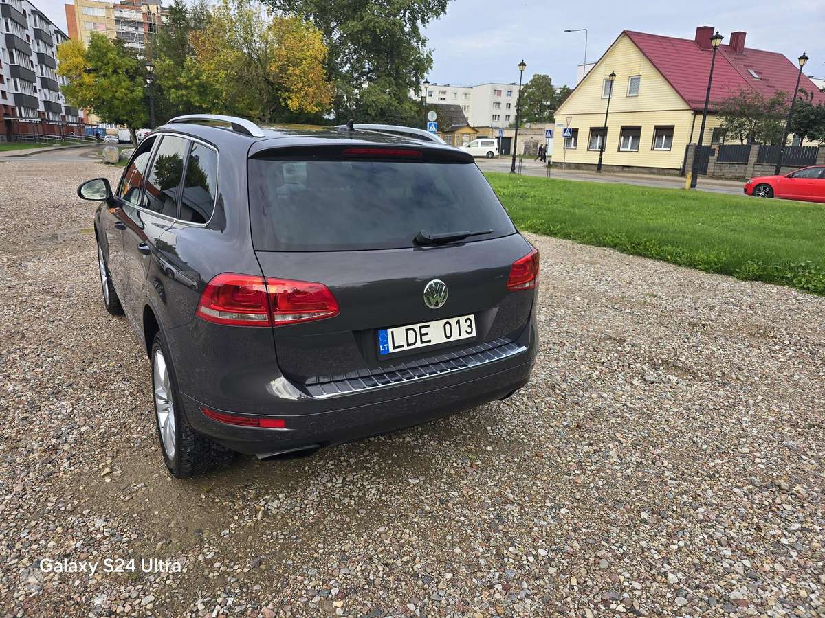 Volkswagen Touareg - 9
