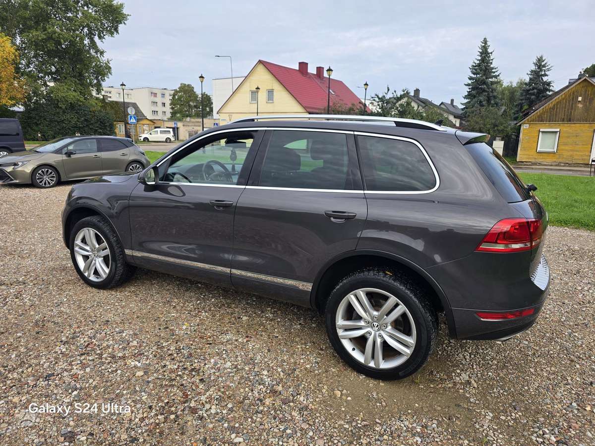 Volkswagen Touareg - 10