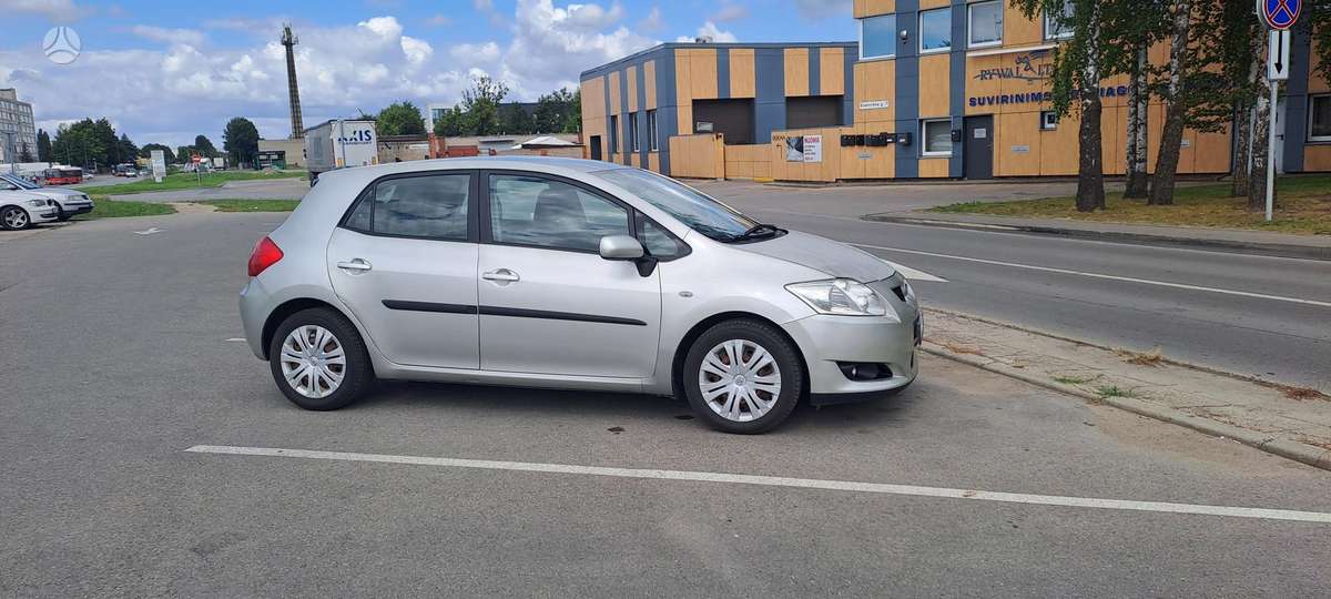 Toyota Auris - 5