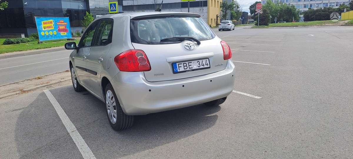 Toyota Auris - 4