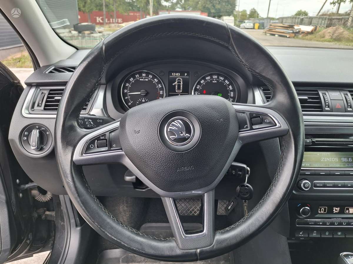 Škoda Fabia - 11