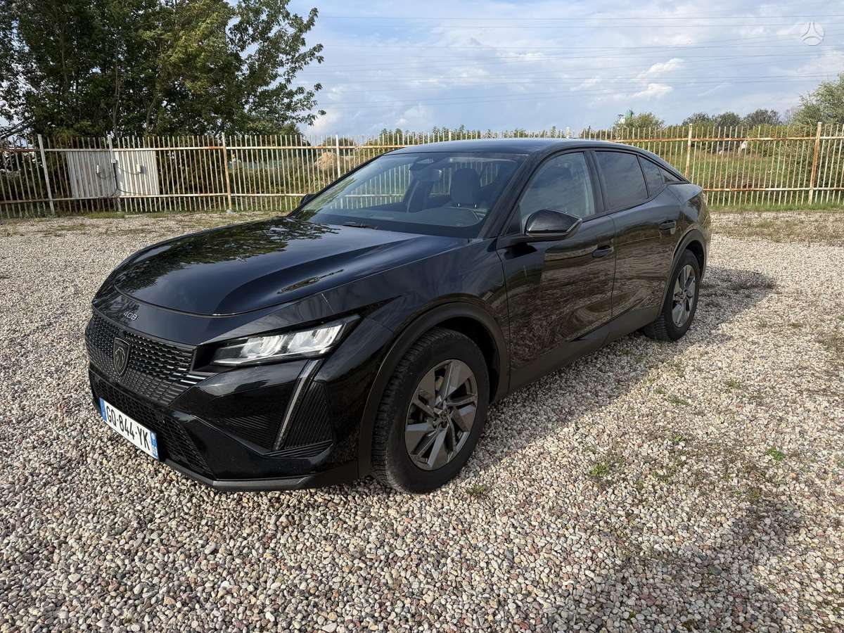 Peugeot 408 - 1