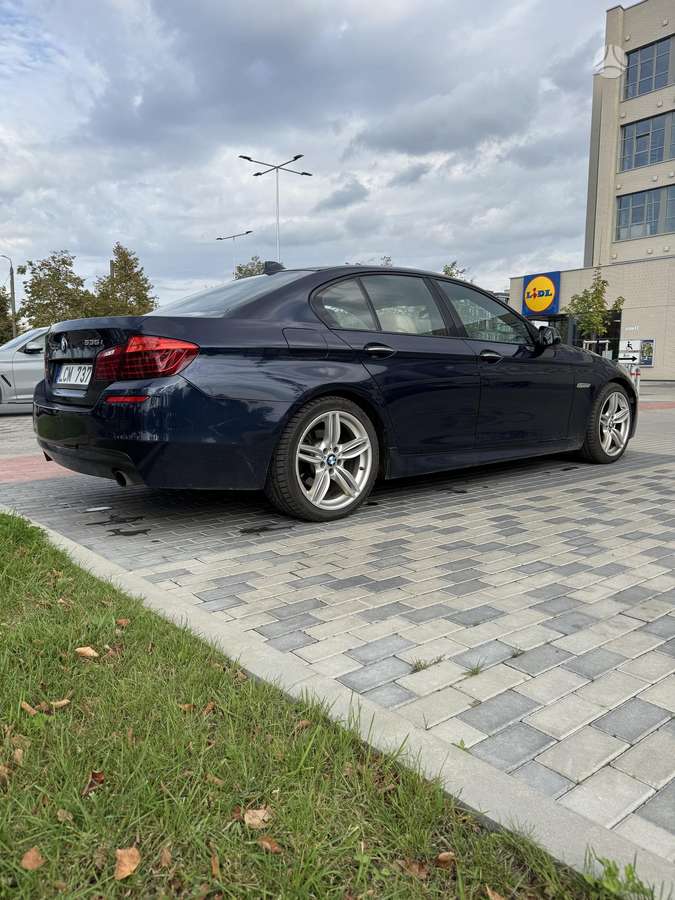 BMW 535, 3.0 l., Седан