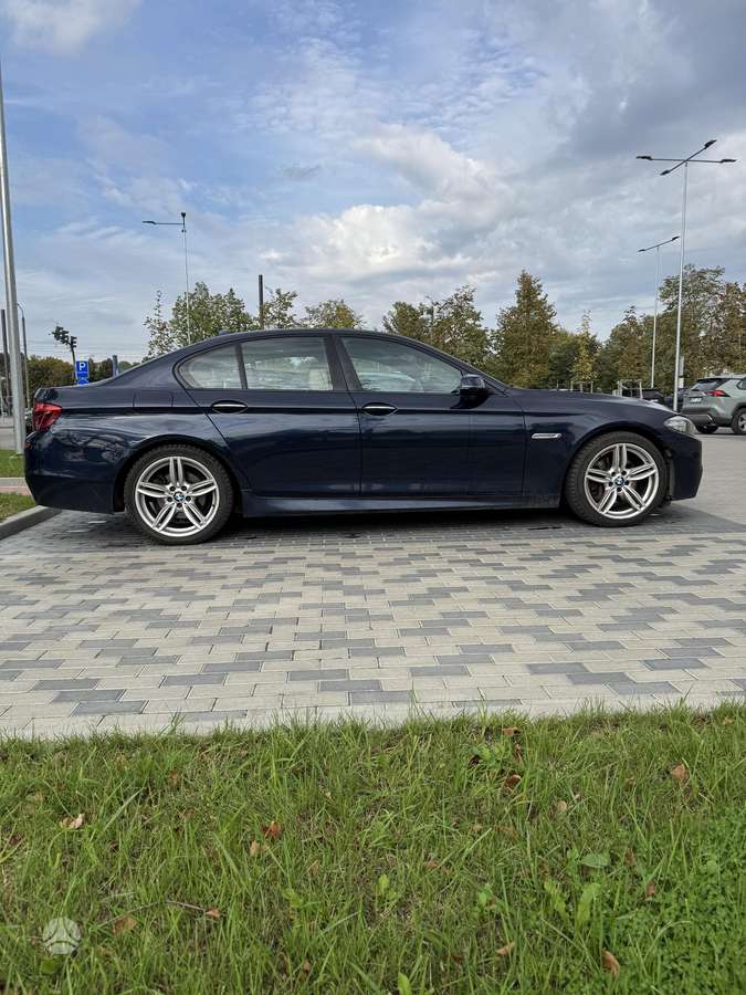 BMW 535, 3.0 l., Седан