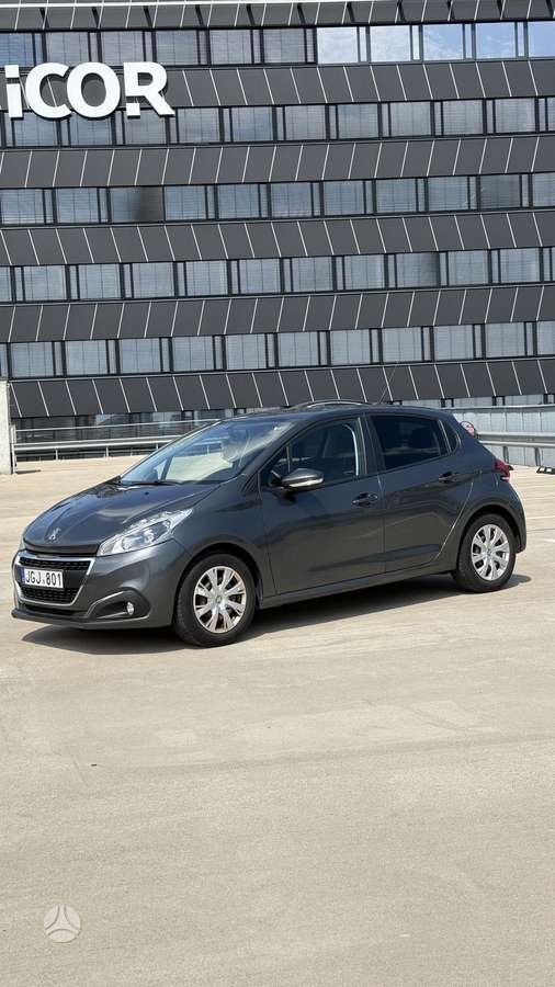 Peugeot 208 - 2