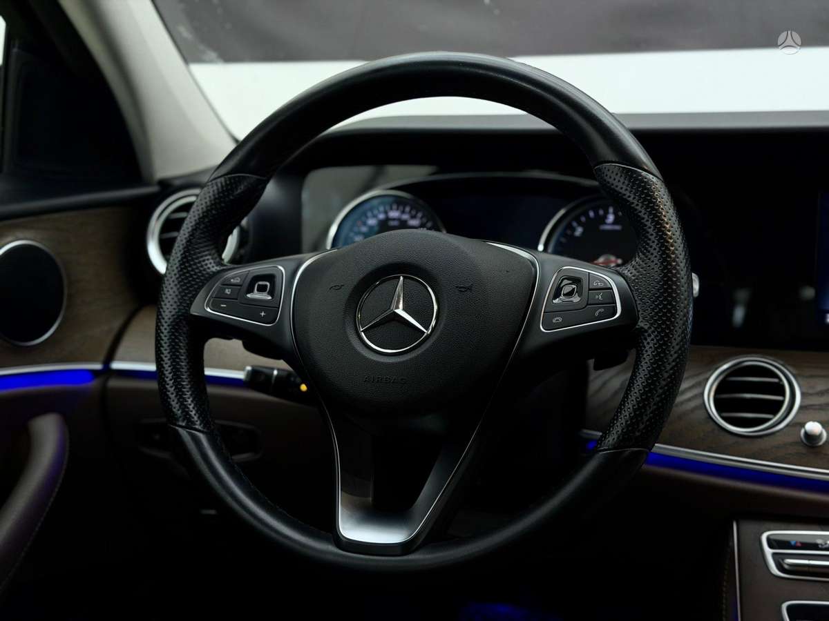 Mercedes-Benz E200, 2.0 l., Универсал