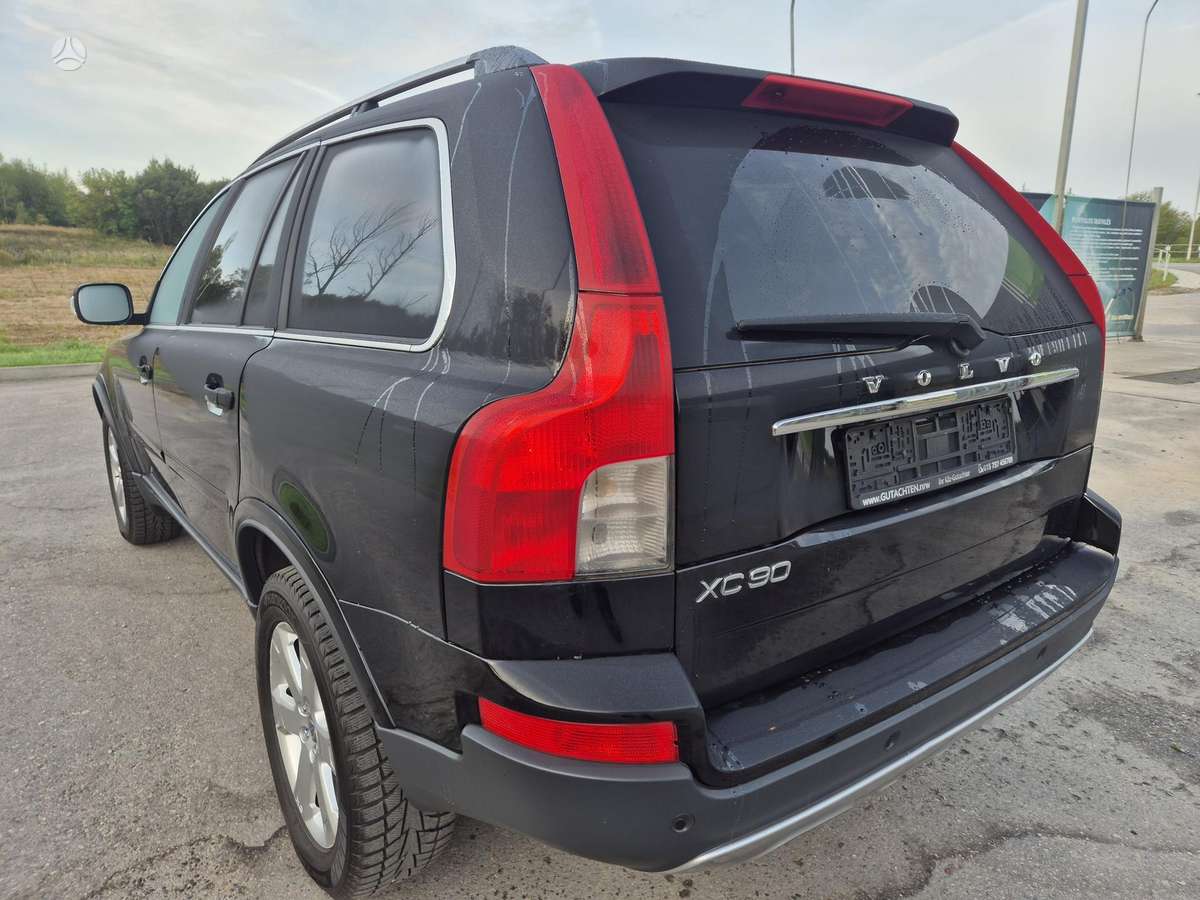 Volvo XC90 - 5