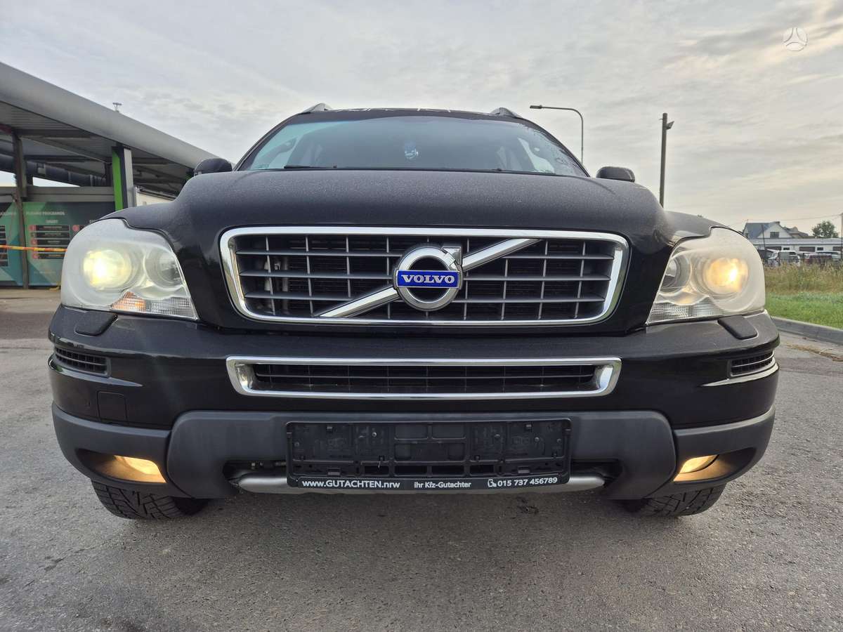 Volvo XC90 - 9