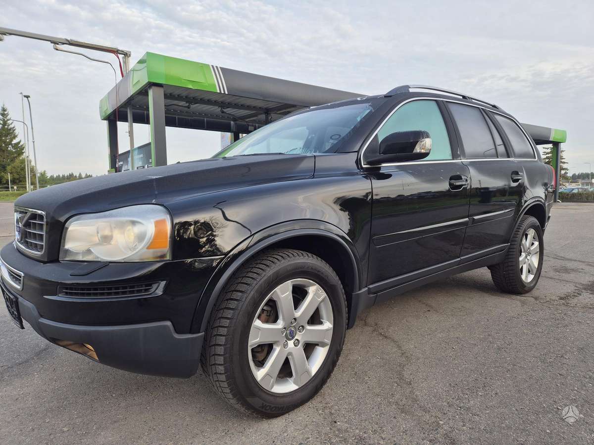 Volvo XC90 - 11