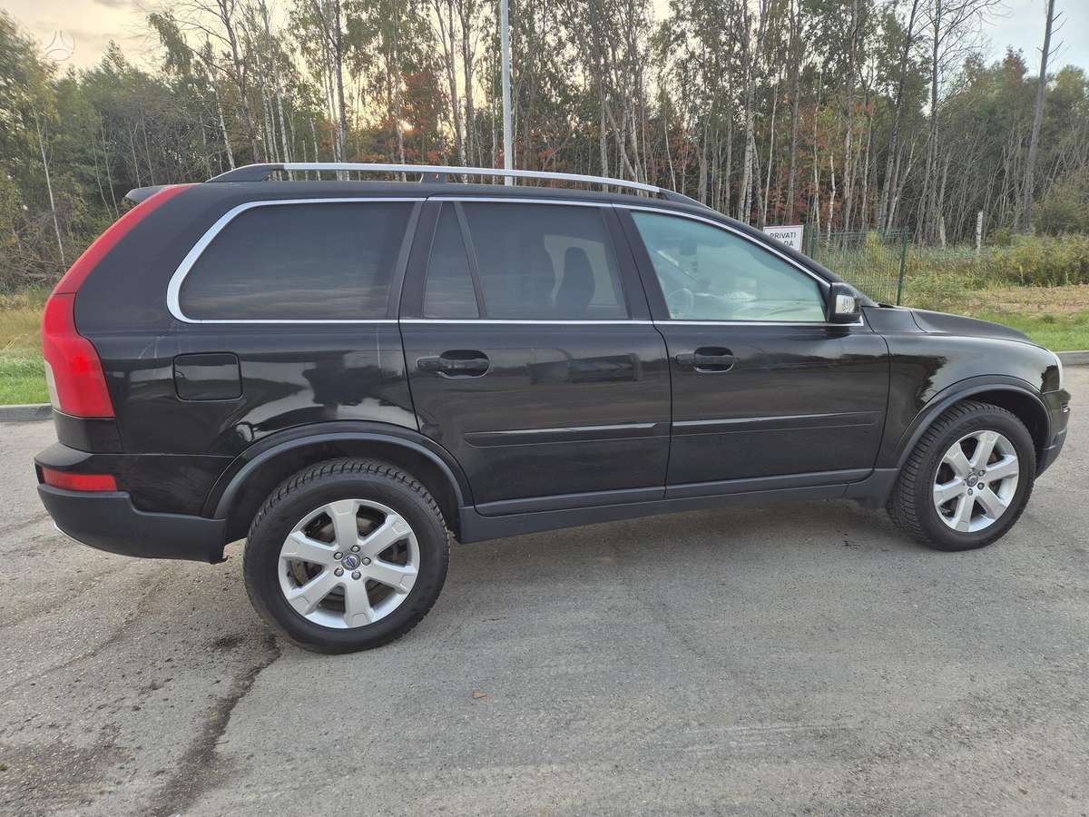 Volvo XC90 - 12