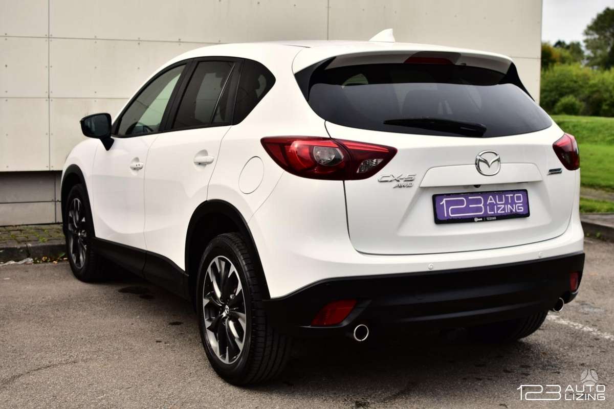 Mazda CX-5, 2.2 l., off-road / crossover
