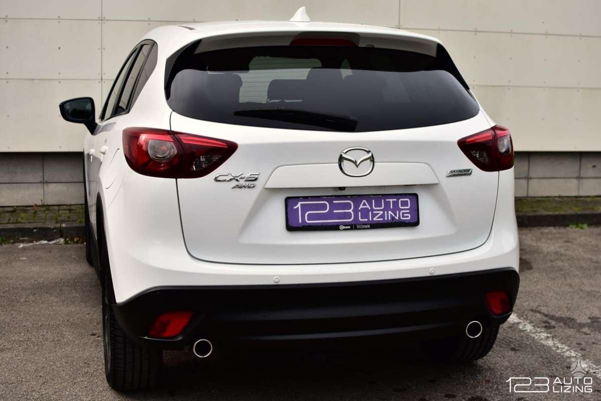 Mazda CX-5, 2.2 l., off-road / crossover