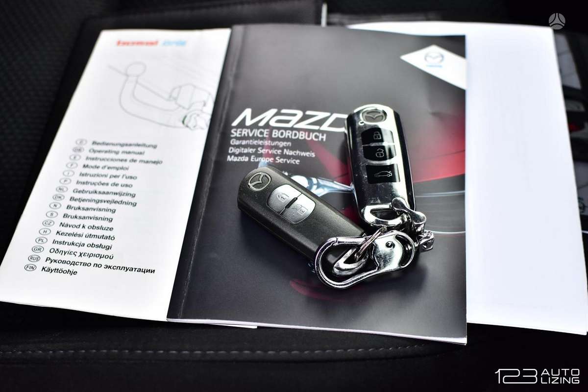 Mazda CX-5, 2.2 l., off-road / crossover