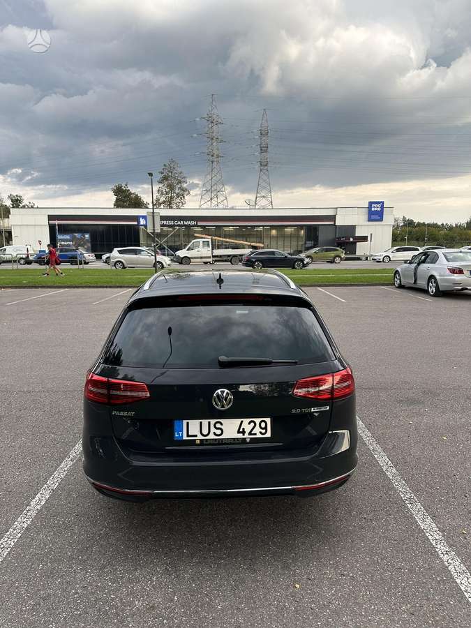 Volkswagen Passat - 5