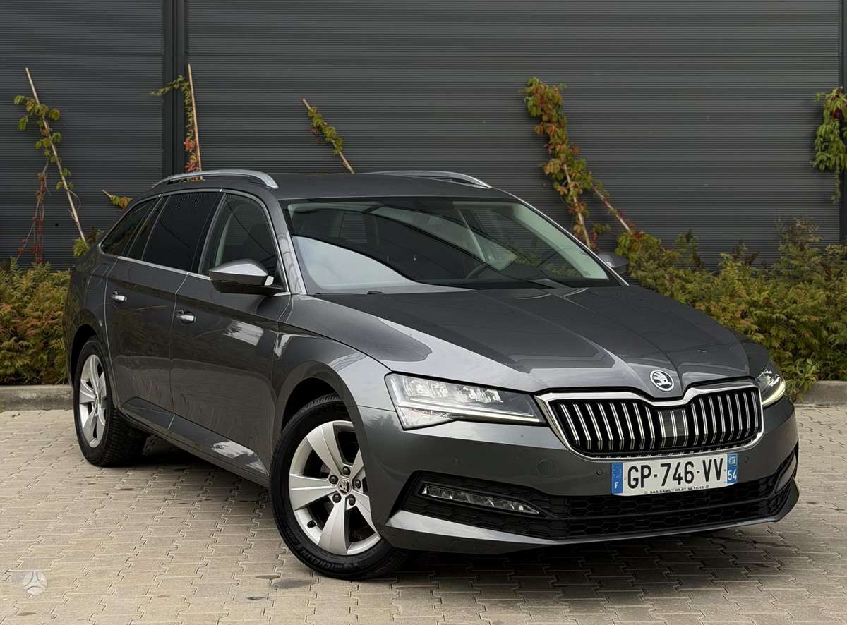 Skoda Superb, hatchback