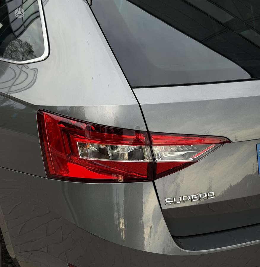 Skoda Superb, hatchback