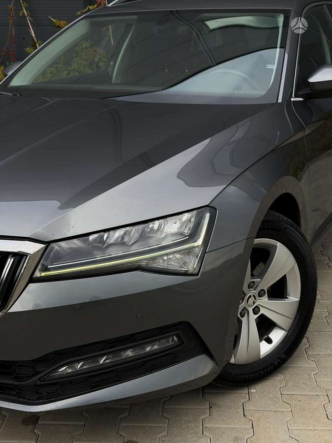 Skoda Superb, hatchback