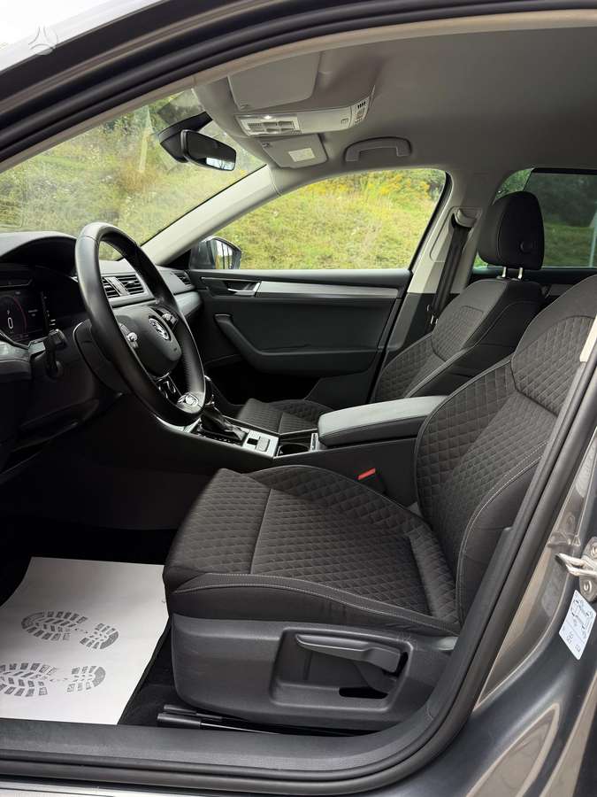 Skoda Superb, hatchback