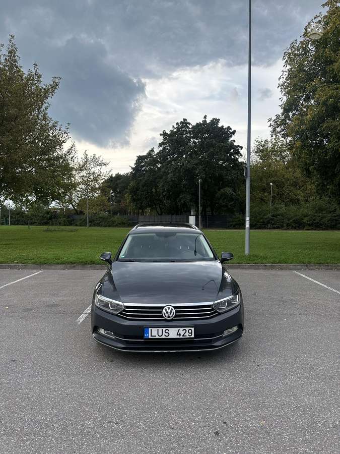 Volkswagen Passat - 9