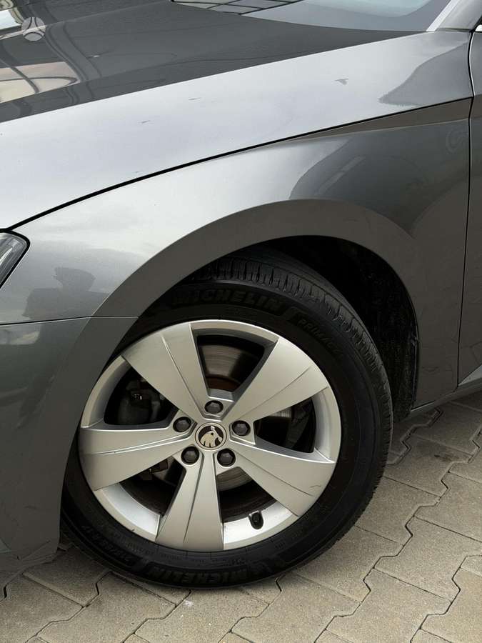 Skoda Superb, hatchback